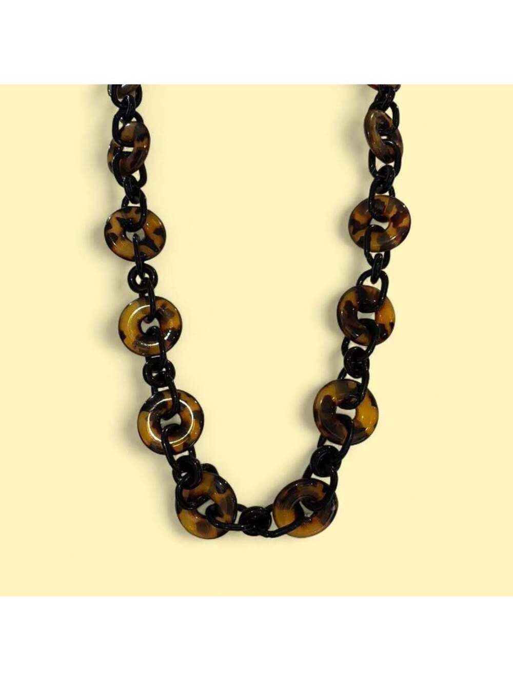 Tortoiseshell Link Chain Necklace with Gold Clasp